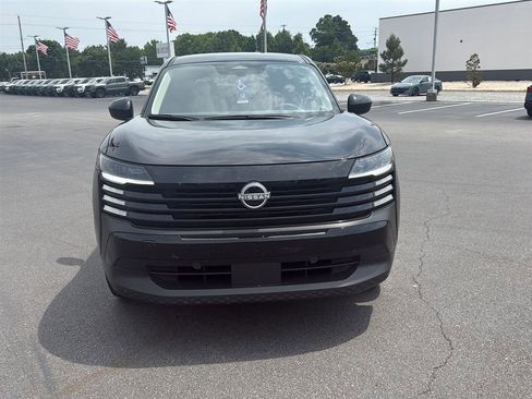 Used 2025 Nissan Kicks SV FWD image 6