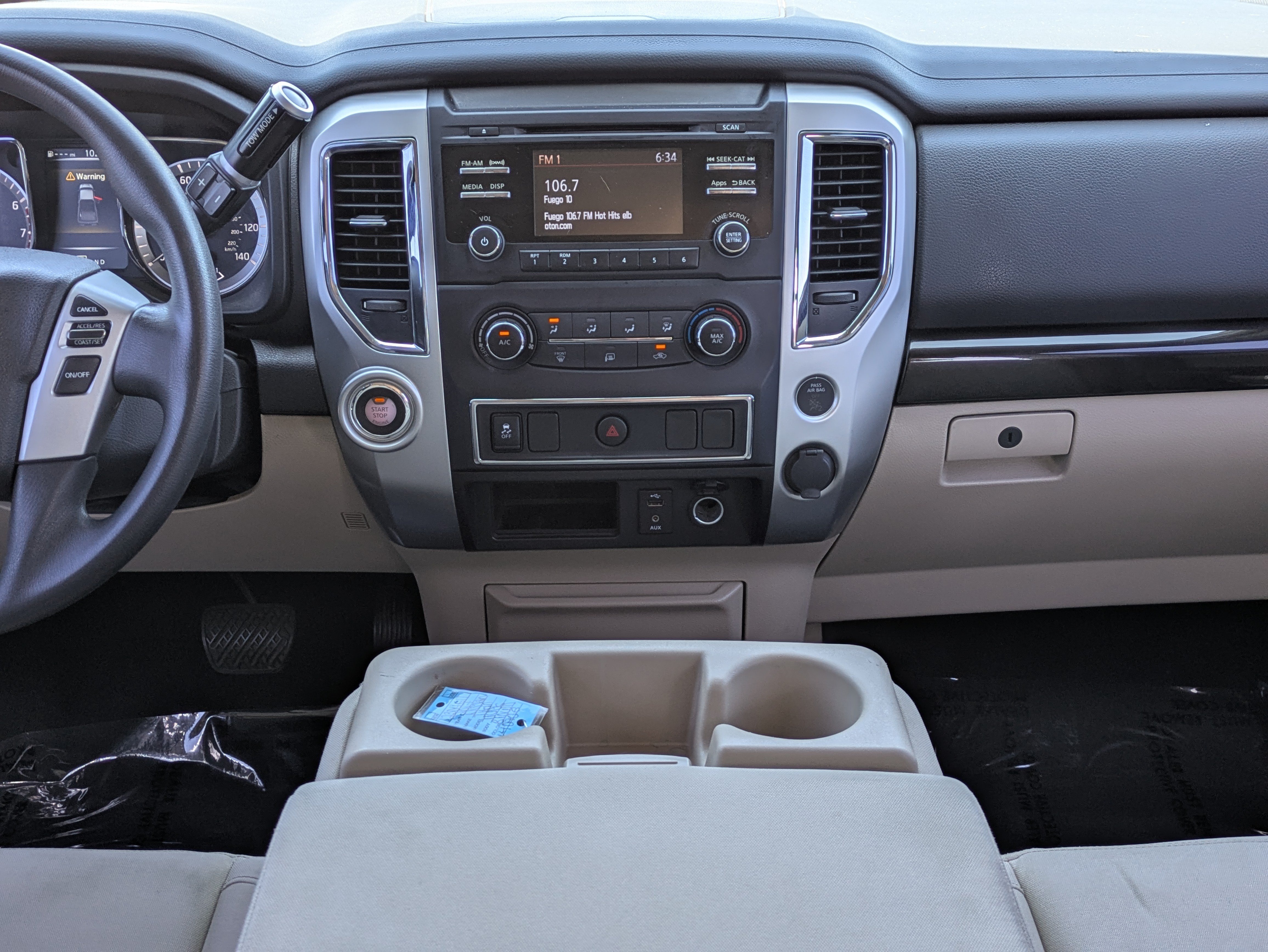 Used 2017 Nissan Titan SV RWD image 16