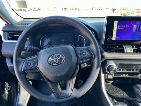 Used 2023 Toyota RAV4 AWD Hybrid image 22