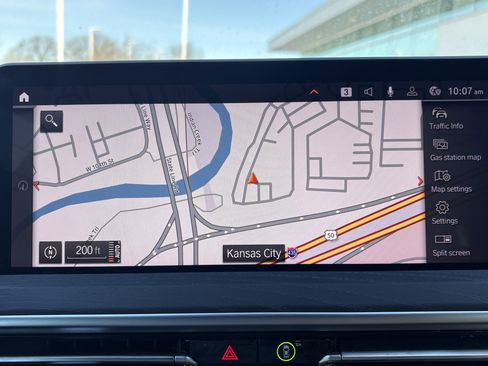 Used 2023 BMW X3 xDrive30i w/ Premium Package image 10