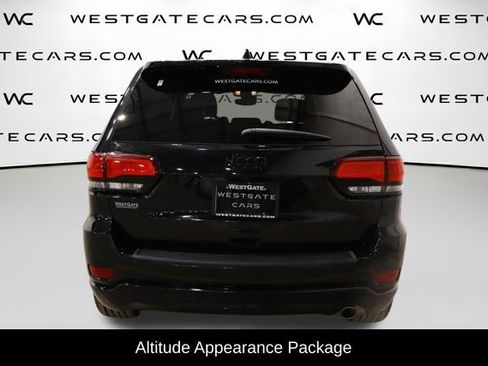 Used 2021 Jeep Grand Cherokee Laredo X image 5