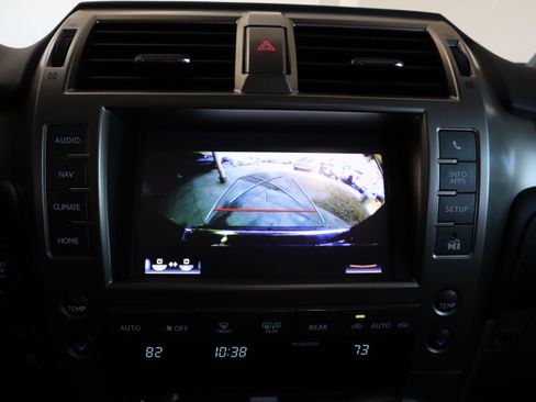 Used 2021 Lexus GX 460 Luxury w/ Sport Design Package image 29