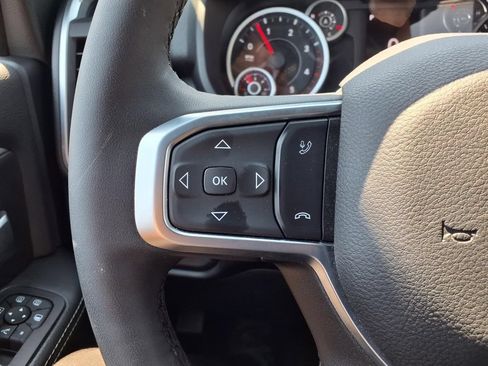 Used 2025 RAM 2500 Big Horn AWD/4WD image 14
