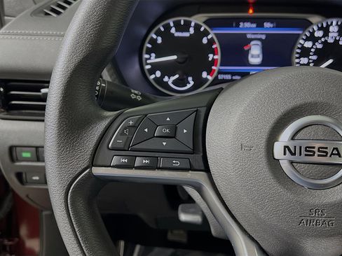 Used 2023 Nissan Sentra SV image 19