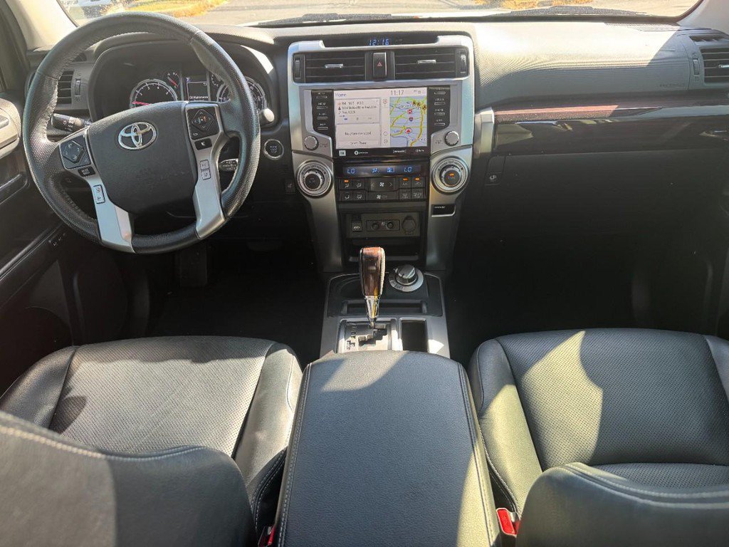 Used 2024 Toyota 4Runner Limited AWD/4WD image 18