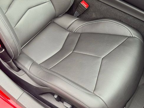 Used 2021 Chevrolet Corvette Stingray Coupe w/ Z51 Performance Package image 59