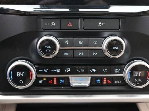 Certified 2024 Ford Expedition Max Limited image 21