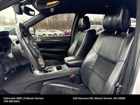 Used 2017 Jeep Grand Cherokee Altitude image 11