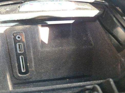 Used 2023 Maserati Levante Modena image 36