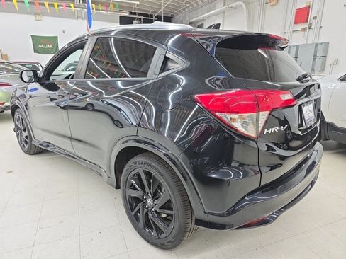 Used 2022 Honda HR-V Sport image 4