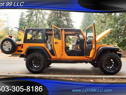 Used 2012 Jeep Wrangler Unlimited Sport AWD/4WD image 28