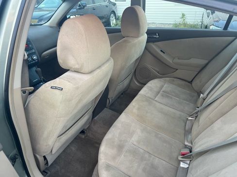 Used 2007 Nissan Altima Hybrid Sedan image 16