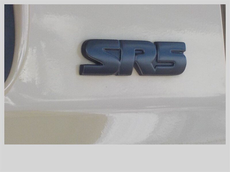 Used 2019 Toyota Tundra SR5 w/ SR5 Upgrade Package AWD/4WD image 31