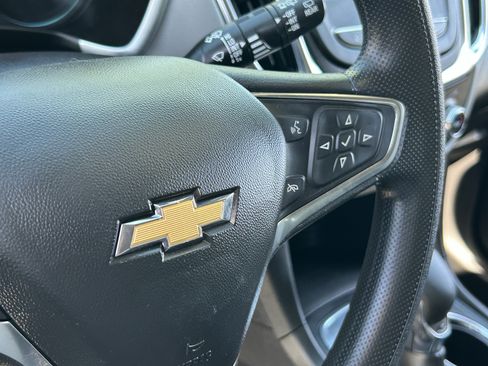 Used 2024 Chevrolet Equinox LS w/ LS Convenience Package FWD image 27