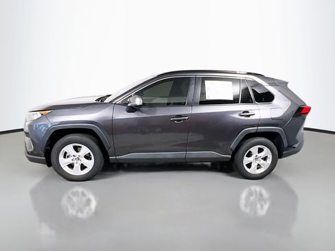Used 2020 Toyota RAV4 XLE FWD image 9