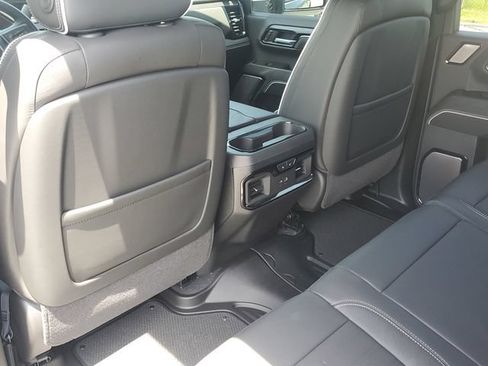 New 2026 GMC Sierra 2500 AT4X AWD/4WD image 11