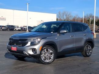 Used 2024 Kia Seltos LX video 2