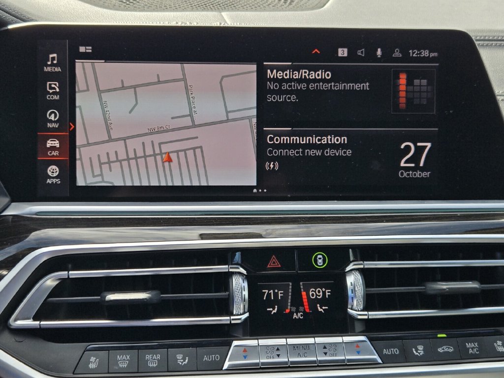 Used 2021 BMW X6 sDrive40i w/ Executive Package RWD image 18