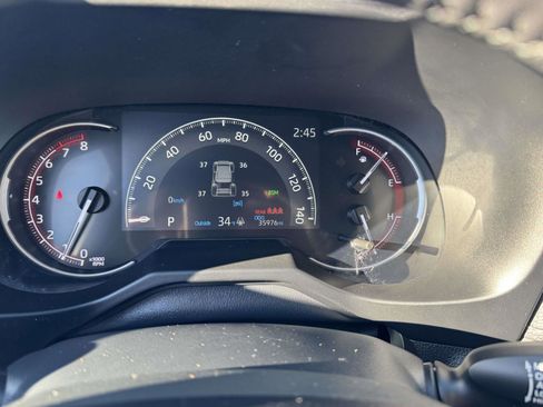 Certified 2023 Toyota RAV4 XLE image 28