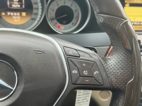 Used 2012 Mercedes-Benz C 250 Coupe image 19
