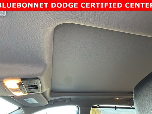 Used 2023 Nissan Rogue SL w/ SL Premium Package image 14