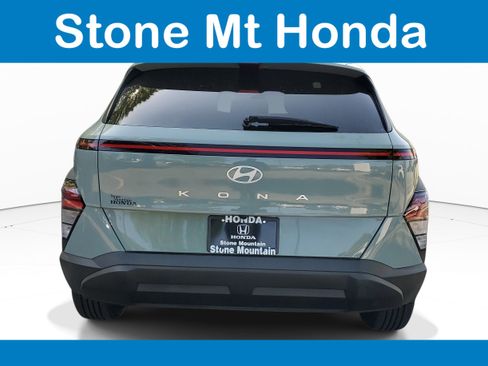 Used 2025 Hyundai Kona SEL image 5