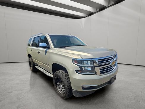 Used 2015 Chevrolet Tahoe LTZ AWD/4WD image 10