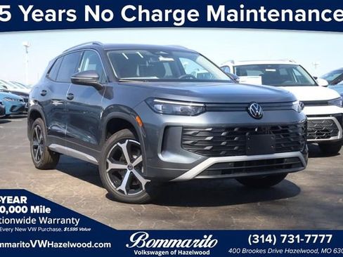 New 2026 Volkswagen Tiguan SE image 1