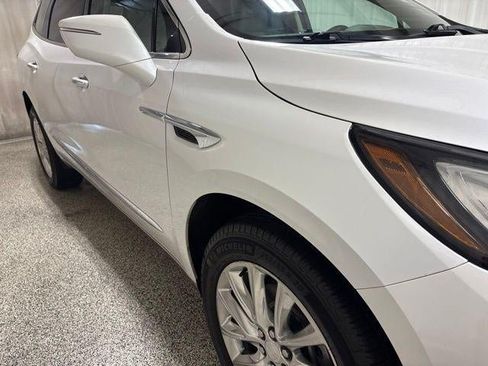 Used 2019 Buick Enclave Premium w/ Experience Buick Package AWD/4WD image 9