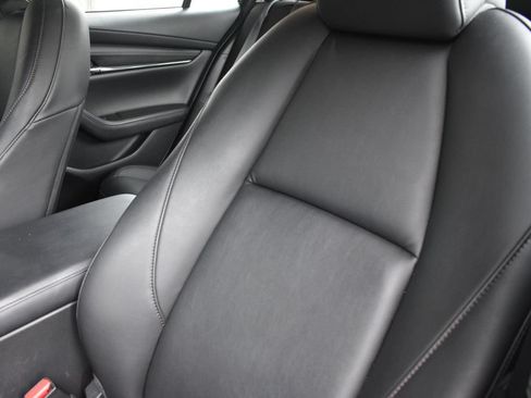 Used 2025 MAZDA MAZDA3 s FWD image 10