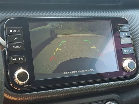 Used 2023 Nissan Kicks SV FWD image 17