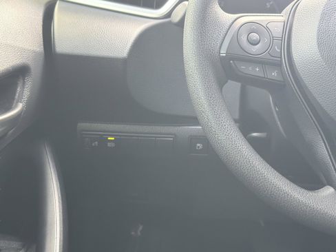 Used 2024 Toyota Corolla LE image 17