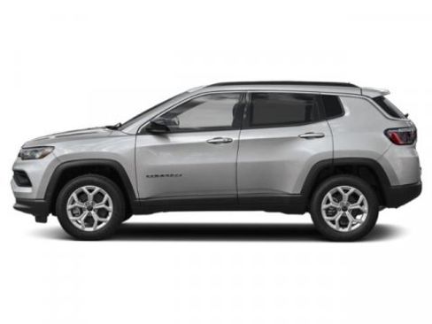 New 2026 Jeep Compass Latitude AWD/4WD image 3
