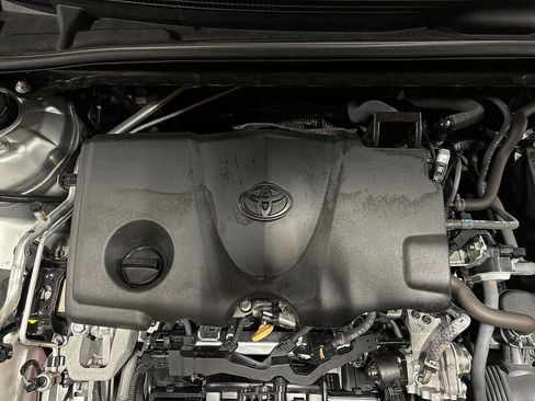 Used 2021 Toyota Camry XLE AWD/4WD image 11