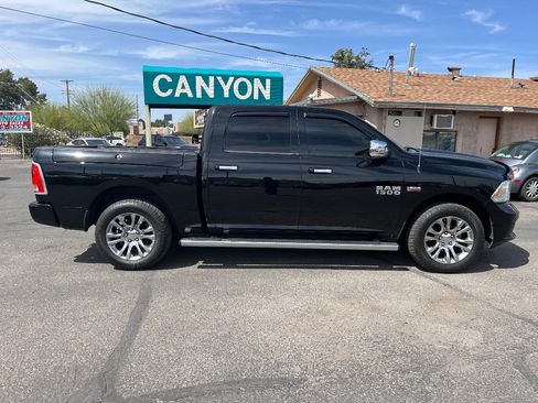 Used 2014 RAM 1500 Limited AWD/4WD image 2