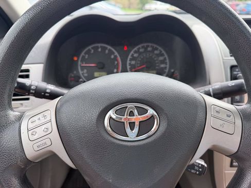 Used 2013 Toyota Corolla LE w/ Premium Pkg FWD image 13