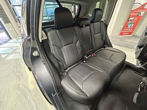 Used 2021 Subaru Forester Limited image 6