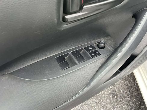 Used 2024 Toyota Corolla LE image 27