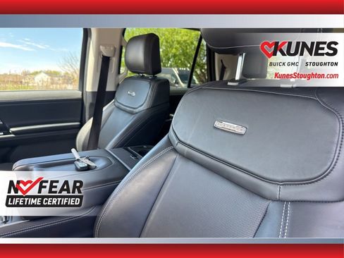 Used 2025 Ford Expedition Max Platinum AWD/4WD image 33