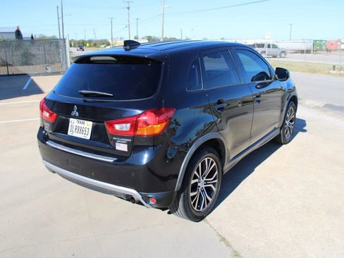 Used 2017 Mitsubishi Outlander Sport ES image 4