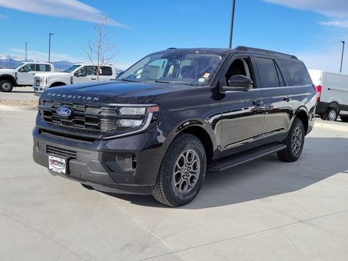 New 2025 Ford Expedition Max Active image 4