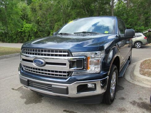 Used 2018 Ford F150 XLT w/ Equipment Group 301A Mid RWD image 2
