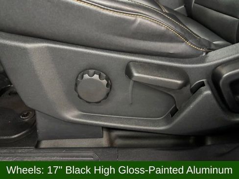 Used 2021 Ford Bronco Badlands image 9