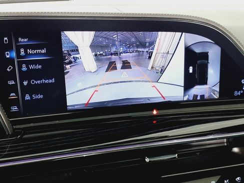 Used 2023 Cadillac Escalade ESV V image 18