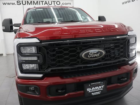 Used 2025 Ford F250 XLT w/ Black Appearance Package AWD/4WD image 26