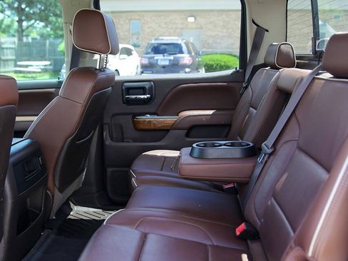 Used 2015 Chevrolet Silverado 1500 High Country w/ High Country Premium Package AWD/4WD image 29