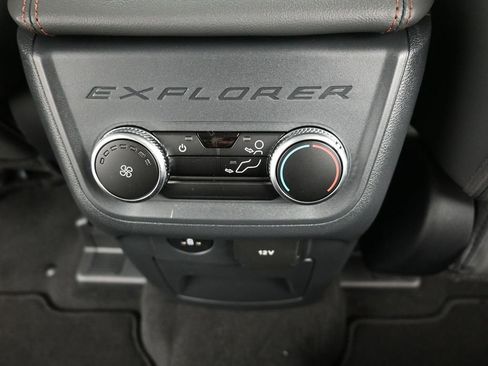 New 2026 Ford Explorer Active w/ Active Comfort Package image 14