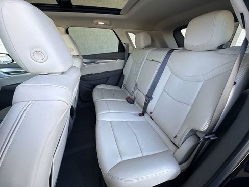 Certified 2024 Cadillac XT5 Premium Luxury w/ LPO, Floor Liner Package image 26