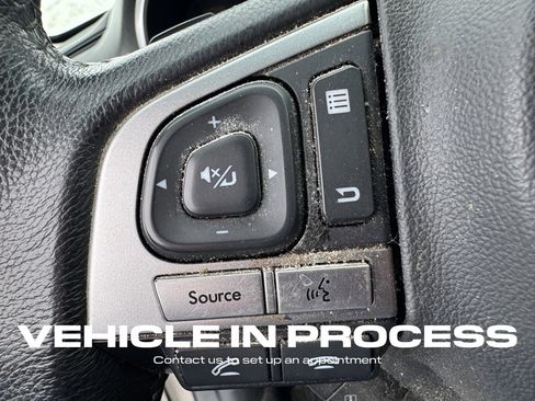 Used 2017 Subaru Outback 2.5i Limited image 18