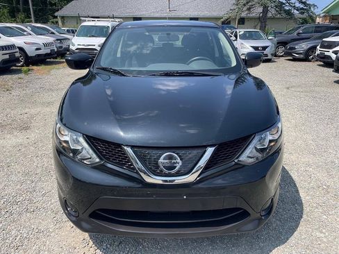 Used 2019 Nissan Rogue Sport S AWD/4WD image 2